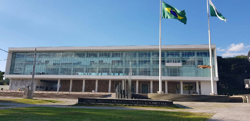 Candidatos ao governo do Paraná intensificam agendas com foco no setor produtivo