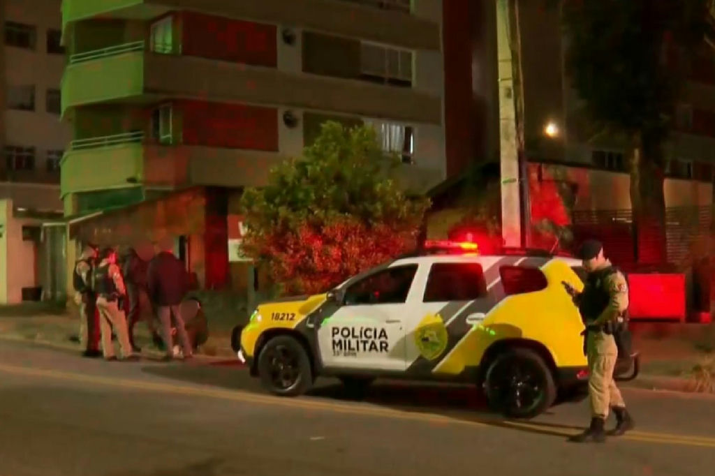 Guarda de folga é detido em Curitiba, suspeito de assédio a jovens e atirar em padrasto