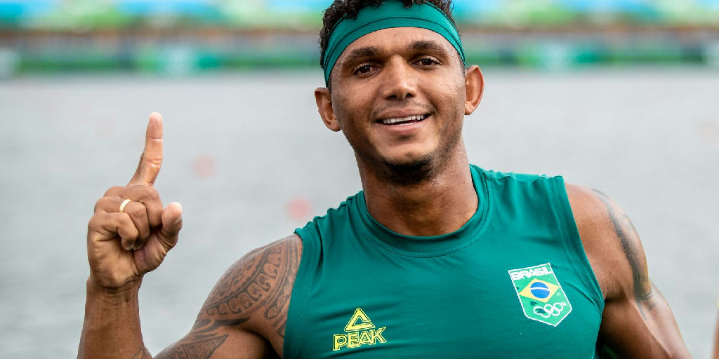 Isaquias Queiroz fatura seu 15º pódio mundial com ouro no C1 500m na Polônia