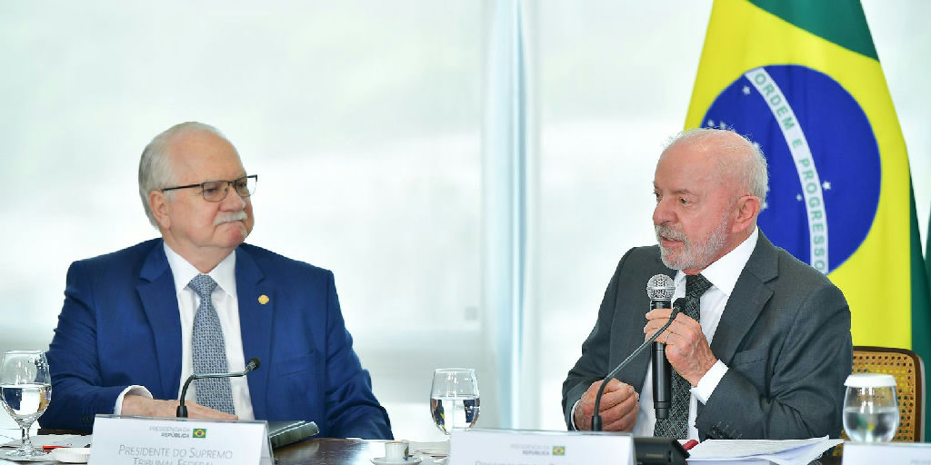 Fachin reafirma compromisso com a legalidade diante de crise no STF