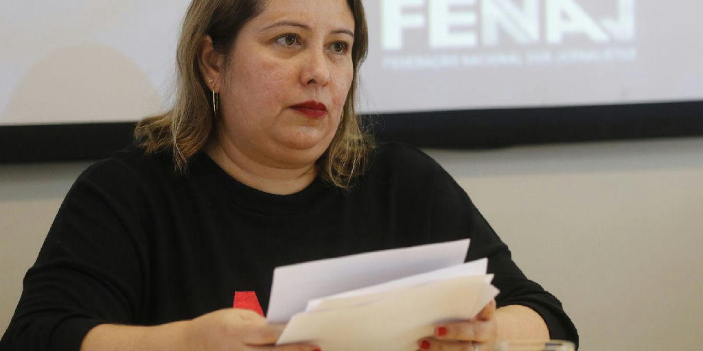 Fenaj alerta que tiktokização e crises políticas esvaziam debate eleitoral no Brasil