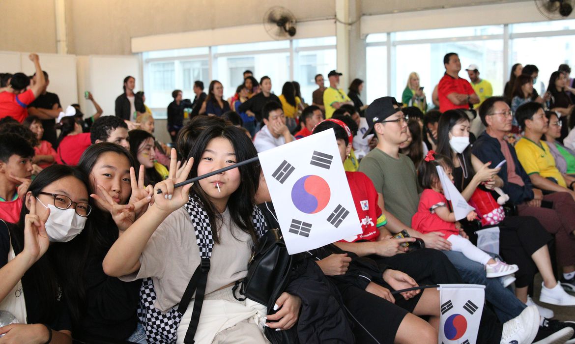 MEC Idiomas adiciona curso gratuito de coreano com foco em conversação e escrita