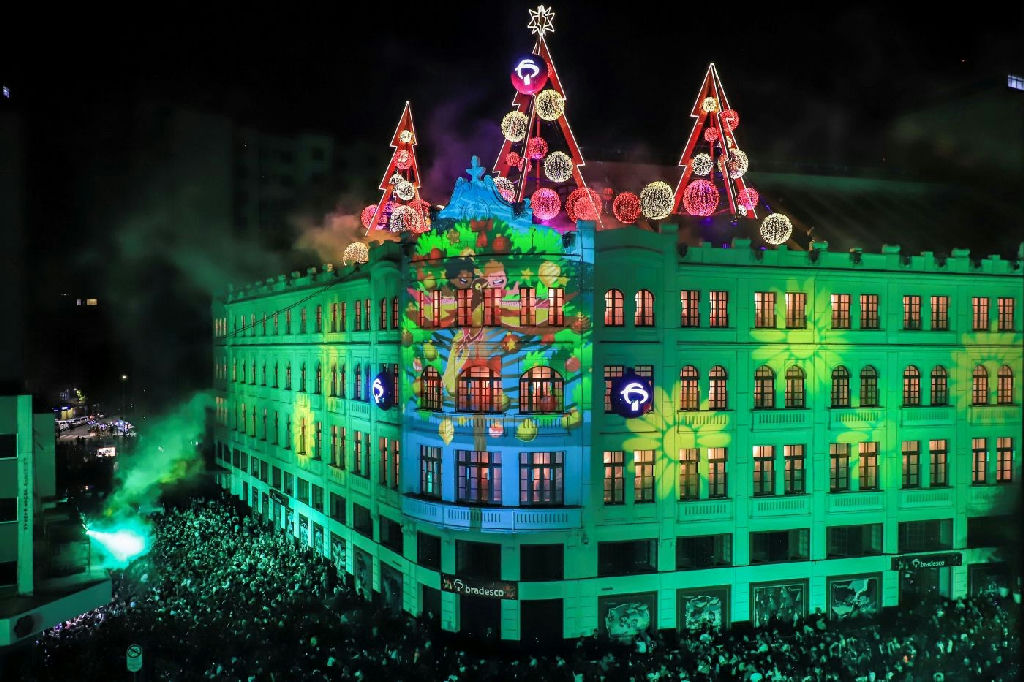 Programação do Natal do Palácio Avenida em 2026 contará com seis noites de apresentações