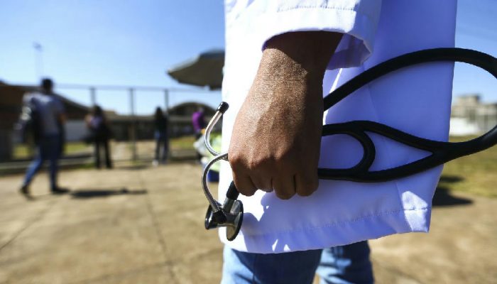 5.666 Novos médicos aprovados no Revalida 2025/2 pelo Inep