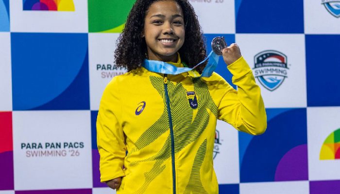 Alessandra Oliveira estabelece novo recorde mundial nos 100m peito do Parapan-pacífico