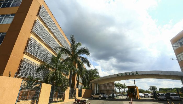 Anvisa ordena recolhimento de produtos falsificados e proíbe venda de itens irregulares