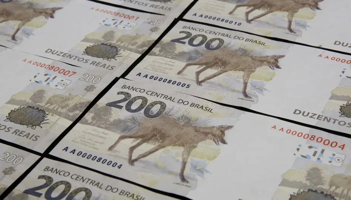CVM impõe multas milionárias a Daniel Vorcaro e Banco Master por fraude em fundo imobiliário