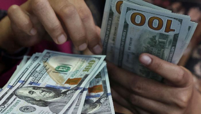 Dólar atinge R$ 5,22 e alcança maior patamar desde março em dia de instabilidade