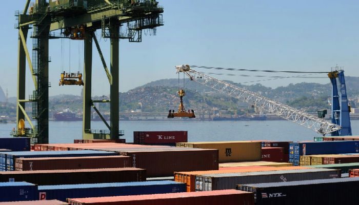 Exportações de petróleo, soja e minérios garantem superávit de US$ 7,4 bilhões ao Brasil em agosto