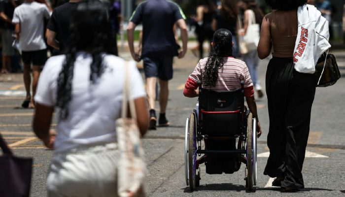 Última chance para escolher idioma no Enem 2026 se encerra no domingo (18)